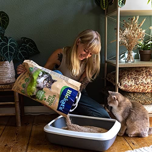 Biokat's Natural Care Naturel 8 LTR + Vitamines et Minéraux + Famille Active + Sport + Formule Hypoallergénique + 8000 M